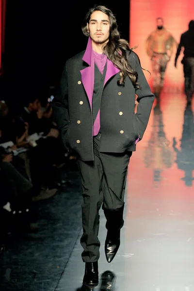 Look 33